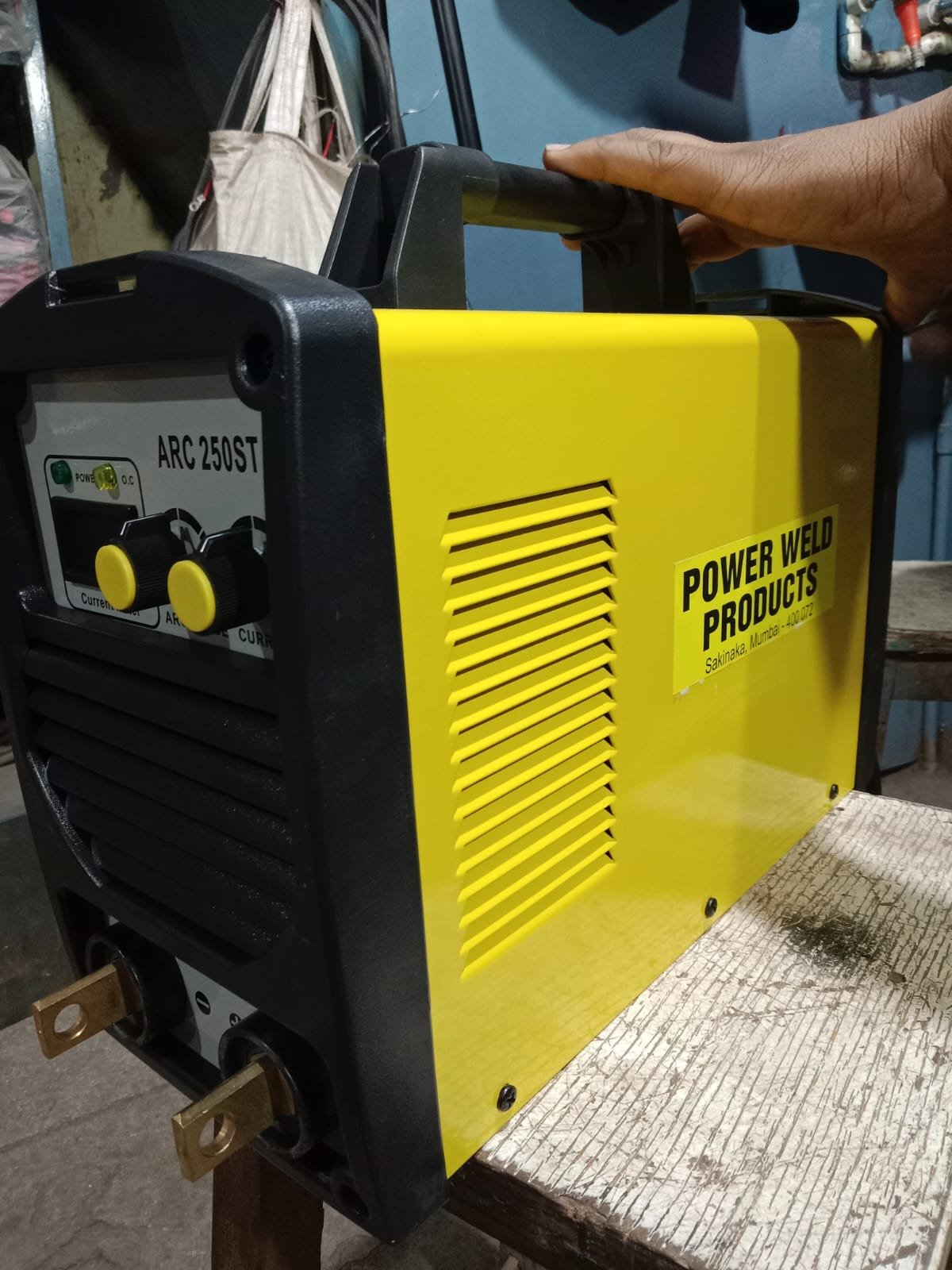 ARC-Welding-Machine